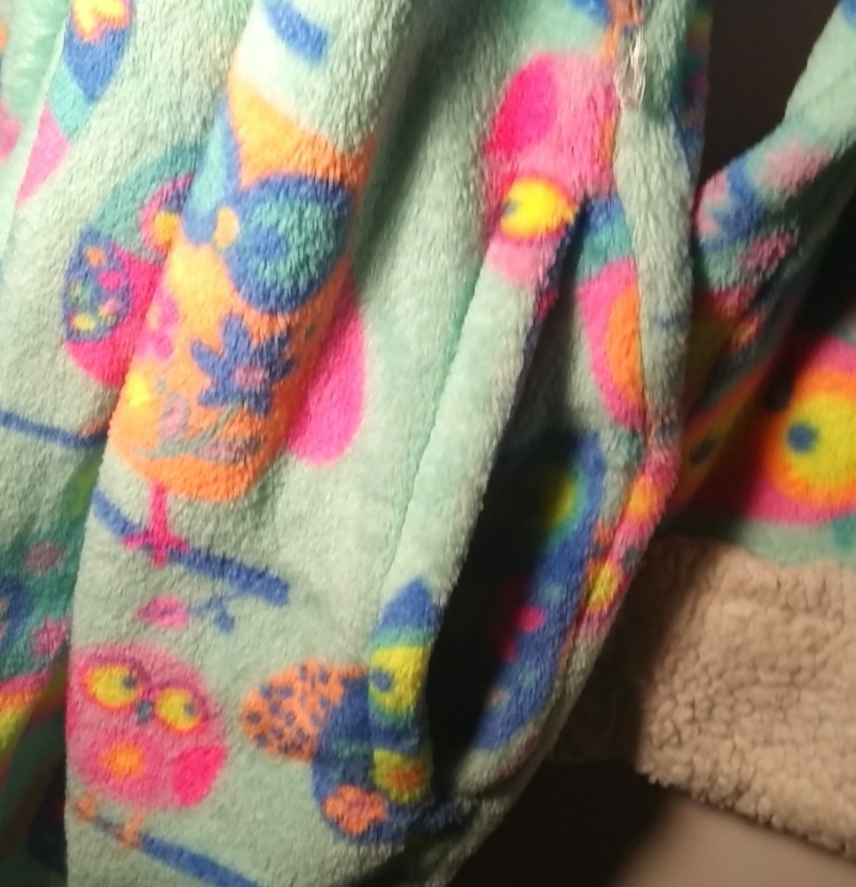 Bathrobe - Picture 3 of 3
